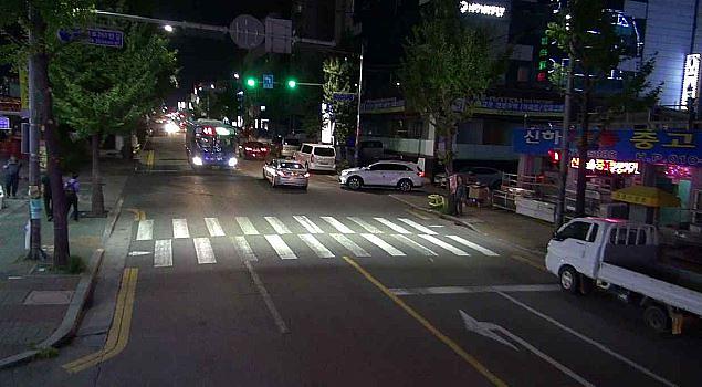 3서구,_투광등_설치로_야간보행_교통사고사망_줄인다2_(2).jpg 이미지