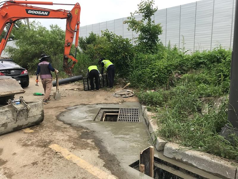 3서구,_우기철_집중호우_대비_하수시설물_집중정비.jpg 이미지