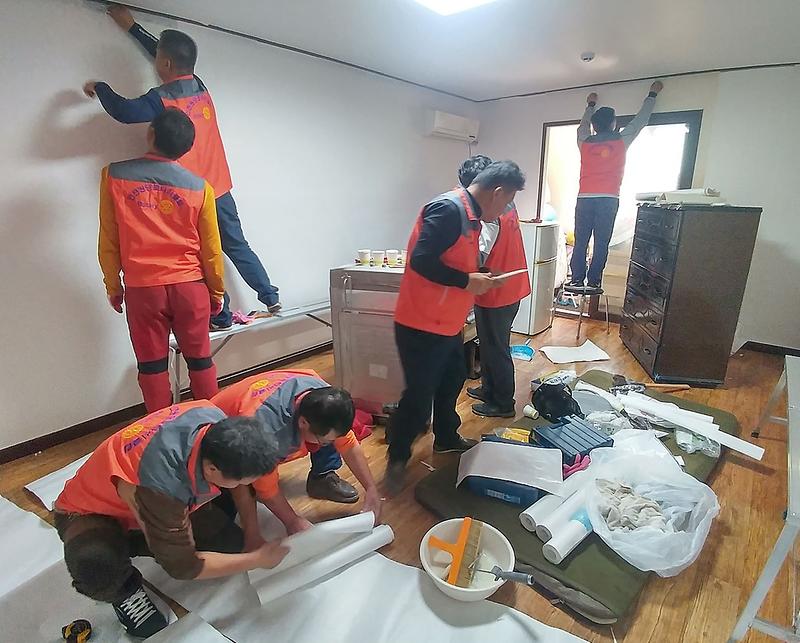 4서구_원당로타리클럽,_무상_집수리사업_실시.jpg 이미지