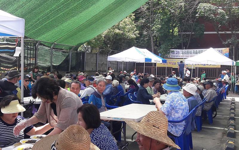 4서구_연희동,_사랑의_자장면_나눔_행사_개최.jpg 이미지