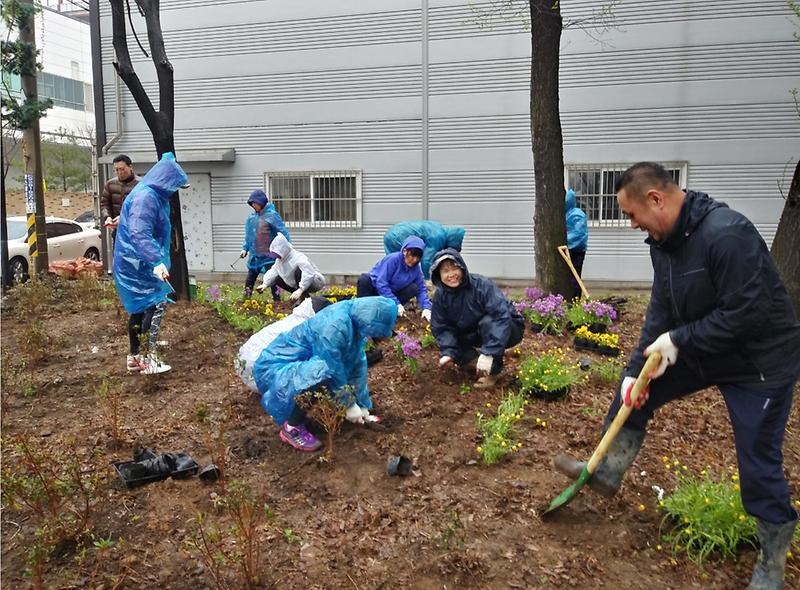 6_서구,_검암경서동_아름다운_마을_만들기_식목행사_진행.jpg 이미지