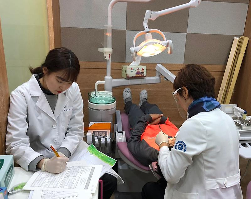 6서구,_청소년_구강건강_여름학교_‘치카푸카_바캉스’_운영.jpg 이미지