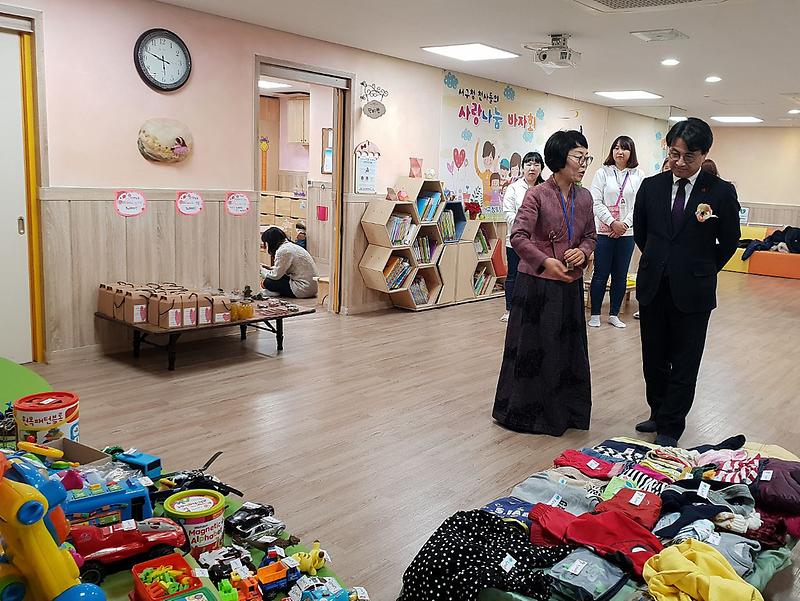 8서구,_‘천사들의_사랑_나눔_바자회’_열어_(1).jpg 이미지