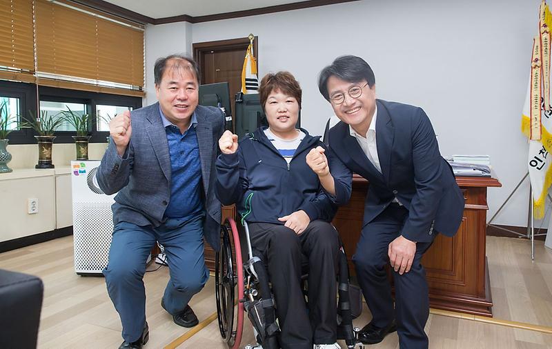 서구,_2018_인도네시아_장애인아시아경기대회_출전_소속_선수_격려.jpg 이미지