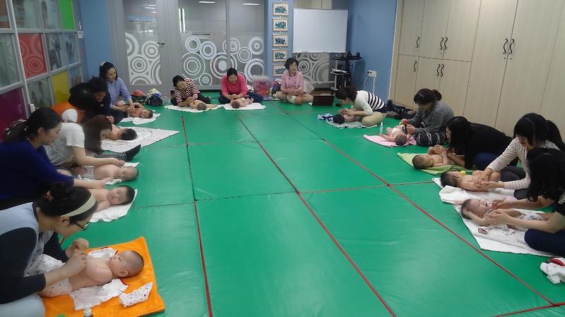 서구,_베이비_마사지_교실_운영.jpg 이미지