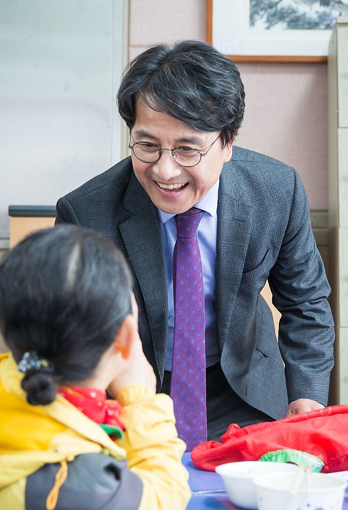 1‘찾아가는_복지’,_주민_모두가_행복한_서구.jpg 이미지