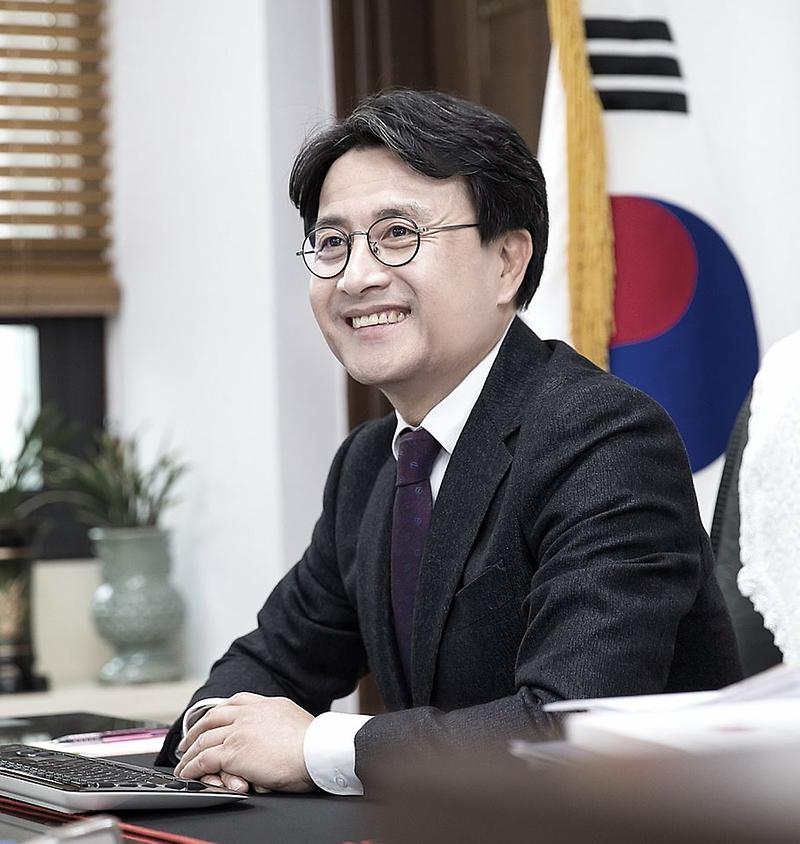 1인천_서구_이재현_서구청장_인터뷰사진(좌).jpg 이미지