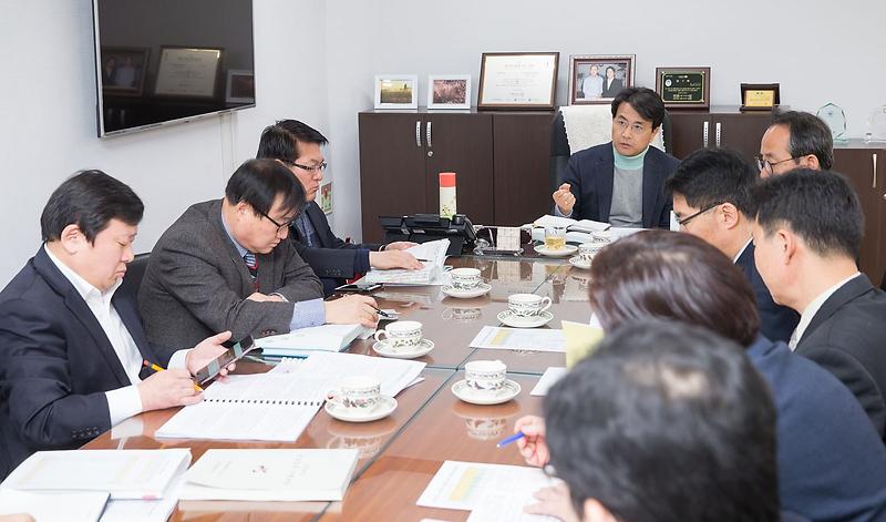 1서구,_2019년도_미래비전_테마별_주요업무_토론회_개최2.jpg 이미지