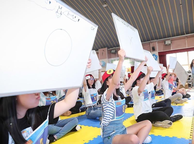 3서구,_제13회_비바잉글리쉬_골든벨_대회_성료_(3).jpg 이미지