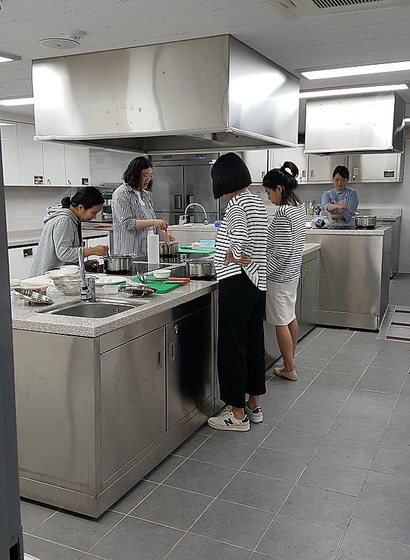 3서구,_영양만점_이유식_만들기_교실_큰_호응.jpg 이미지