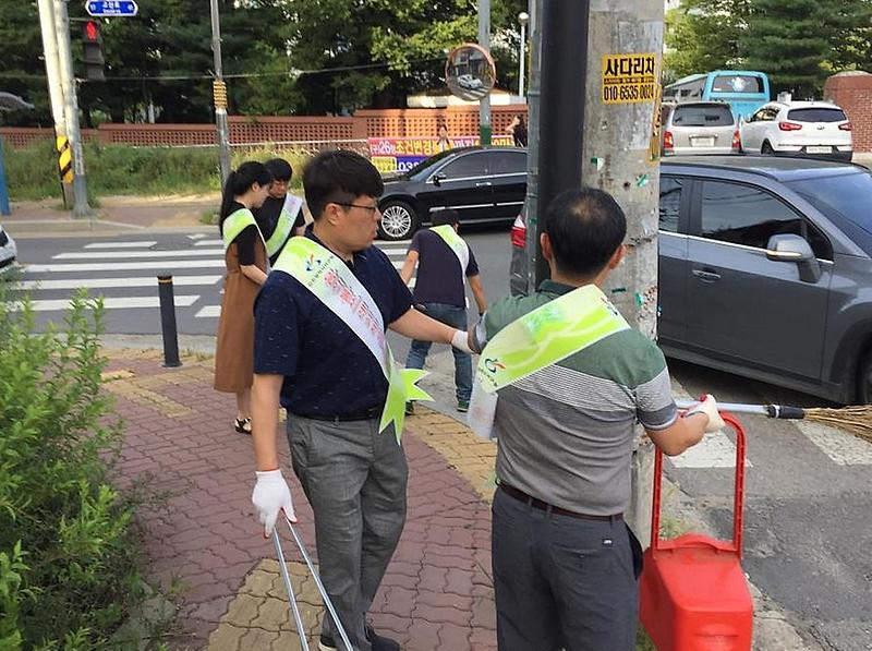 4서구,_민․관_합동_불법광고물_일제정비.jpg 이미지