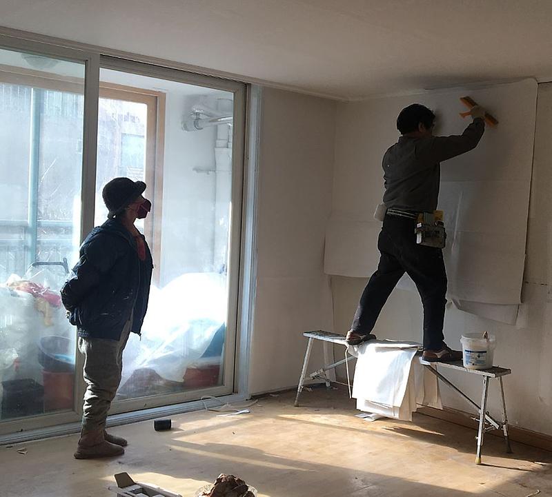 4서구_민들레지역복지,_‘긴급지원가구_주거환경_개선’사업.jpg 이미지