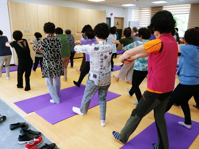 5서구,_생활체육교실_및_노인건강체조교실_운영.jpg 이미지