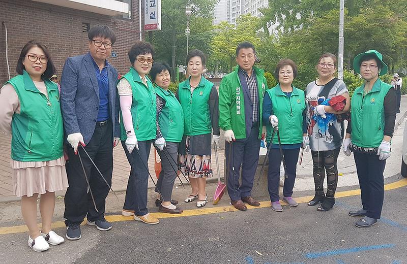 6가정1동,_‘새마을부녀회_클린업_데이’_실시.jpg 이미지