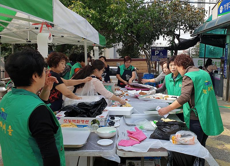 6가정3동_새마을부녀회,_이웃돕기_바자회_개최.jpg 이미지