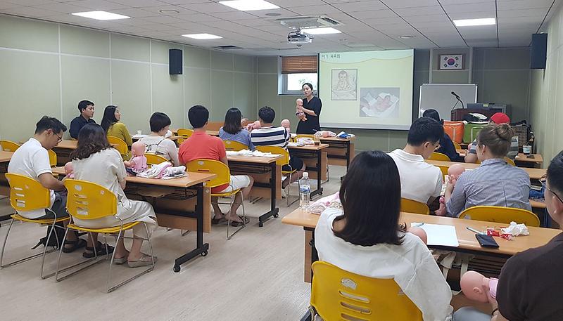 6서구,_‘아빠와_함께하는_토요육아_교실’_운영.jpg 이미지