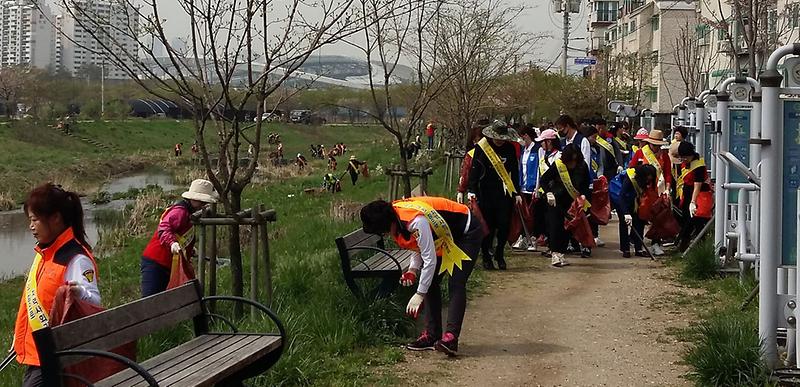 6서구자원봉사센터,_클린_서구_조성_본격_전개_(1).jpg 이미지