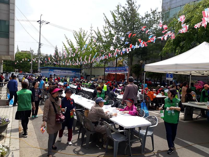 8검암경서동,_추억의_자장면_나눔_행사_개최.jpg 이미지