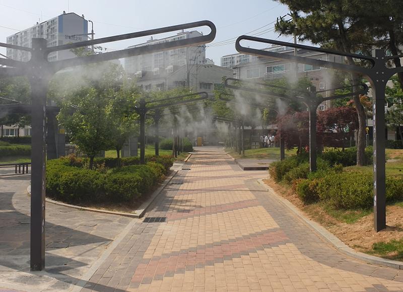 1주민이_만들면_다르다!…서구,_주민참여_공원정비_완료__4쑥어린이공원_쿨링포그.jpg 이미지