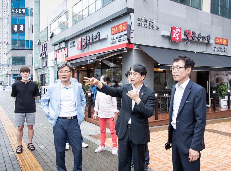 1서구,_식품접객업_옥외영업_현장의_목소리_듣다_2.jpg 이미지