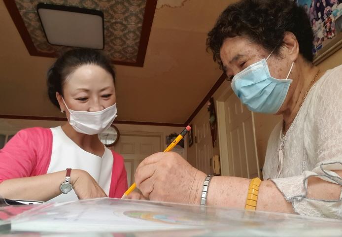 2서구,_일대일_맞춤형·가정방문_인지강화교실_운영_(2).jpg 이미지