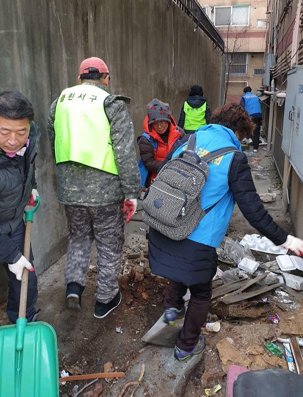 4가정3동_클린서구추진단,_‘환경사랑_실천’_나서.jpg 이미지