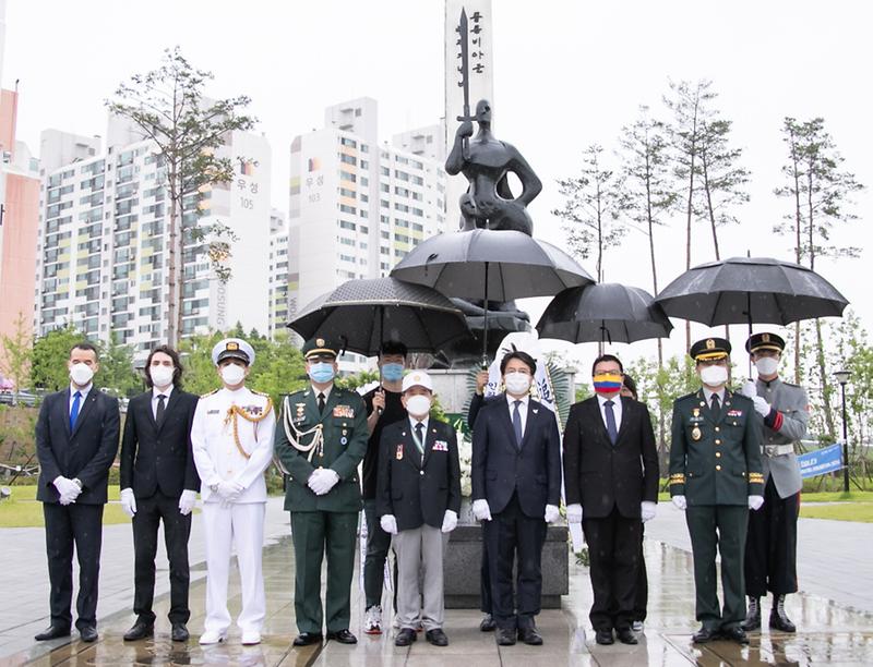 4서구,_6.25_참전_콜롬비아군_헌화식_개최.jpg 이미지