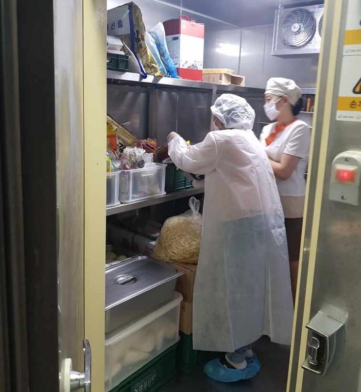 4서구,_모범음식점_등_우수업소_위생점검_나서__(2).jpg 이미지