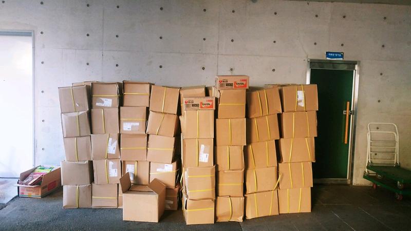 5㈜큐테크,_검단동에_라면_200박스_기부_.jpg 이미지