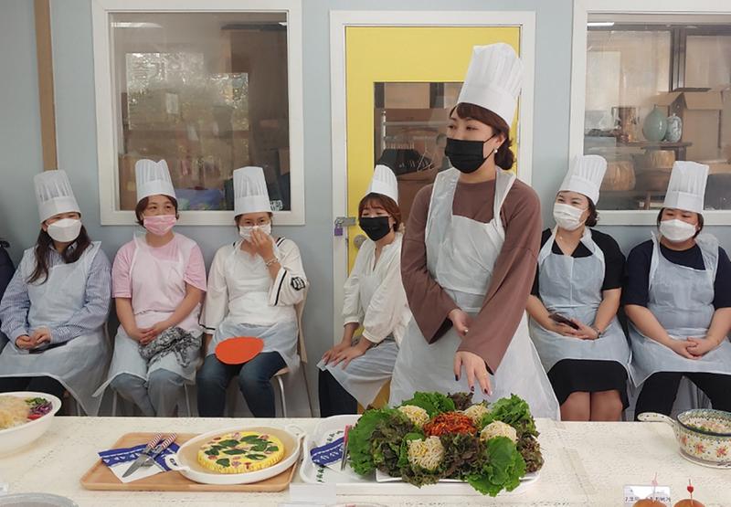 5서구_가좌시장,_‘우리집_진지한상’_레시피_요리왕_선발_(1).jpg 이미지