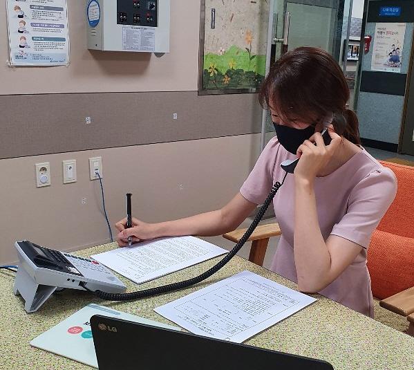 6서구,_보육교직원·영유아_부모_‘비대면_상담’_활발.jpg 이미지