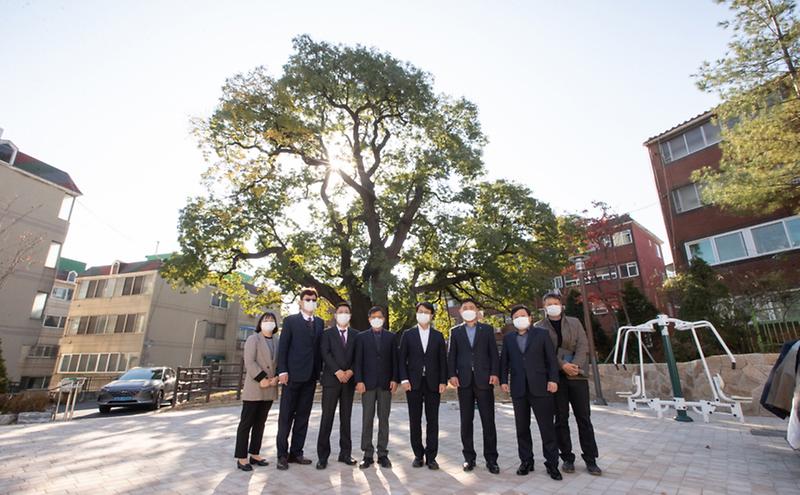 8신현원창동_주민자치회_발대식_및_초대회장_취임식_개최_(2).jpg 이미지