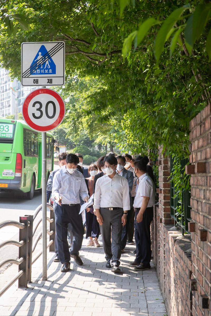 1_서구,_어린이_보호구역_안전_이음길(路)_조성사업_펼쳐1.jpg 이미지