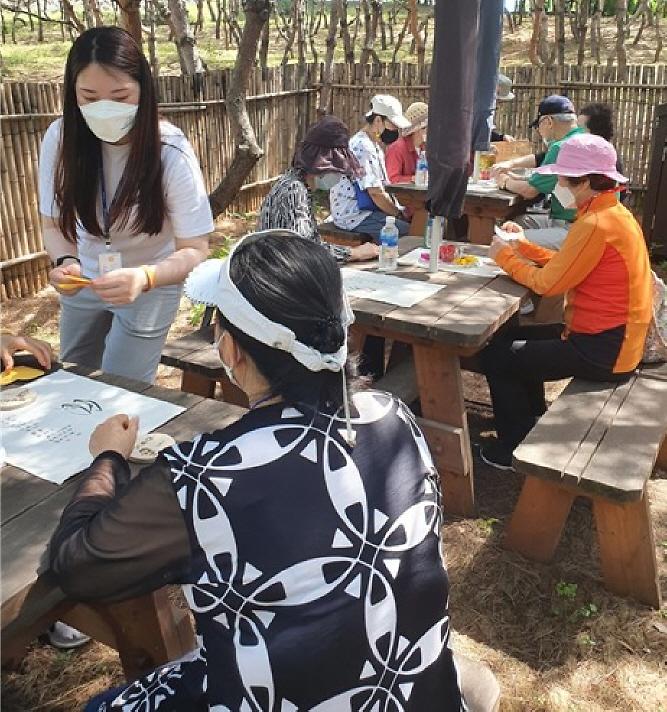 1서구_치매안심센터,_치매가족_지원으로_돌봄_부담_줄인다_.jpg 이미지