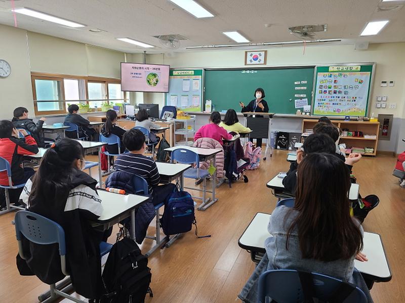 3서구,_‘찾아가는_자원순환교육’_첫_수업_시작__(1).jpg 이미지