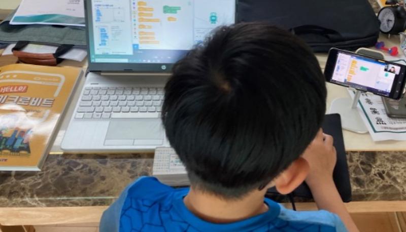 3서구_드림스타트,_하나금융과_함께하는_코딩교육_.jpg 이미지