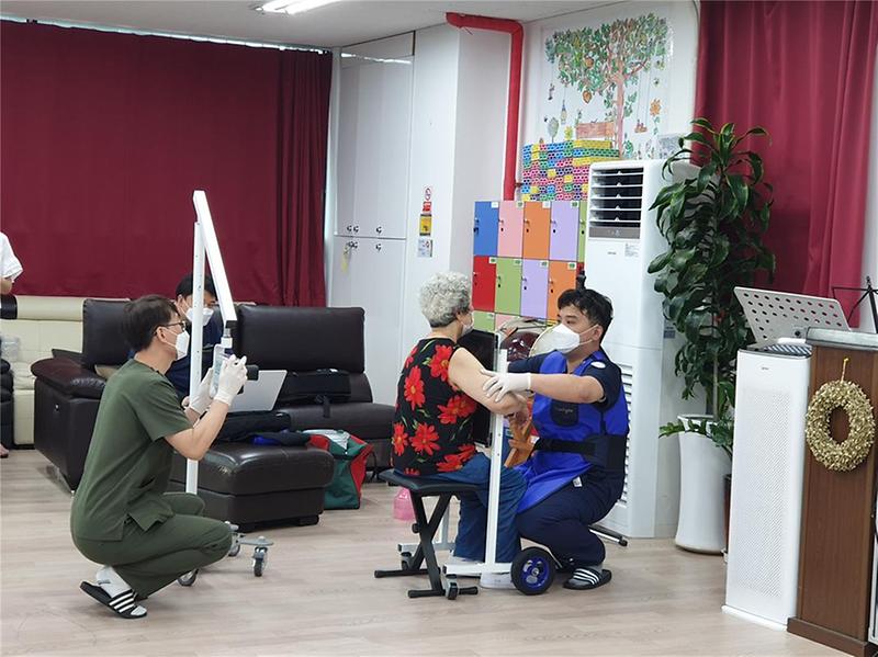 3서구,_어르신_대상_찾아가는_결핵_검진_.jpg 이미지