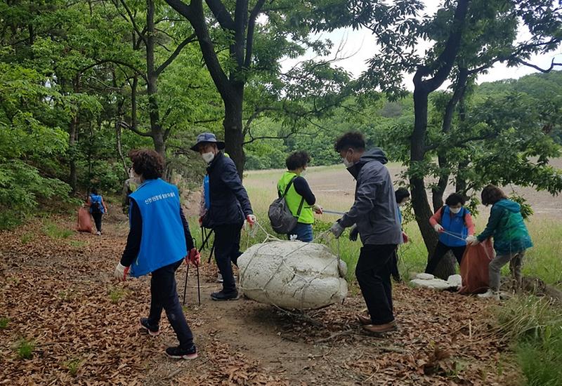 4신현원창동,_세어도_환경정화활동_‘구슬땀’__(3).jpg 이미지