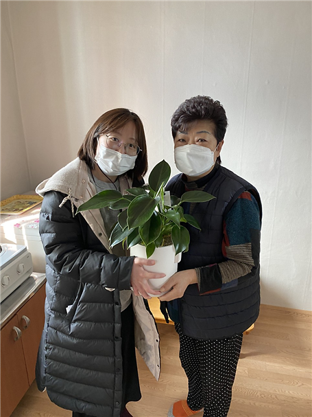 6코로나19로_외로운_마음,_봄꽃으로_위로받아요_.png 이미지
