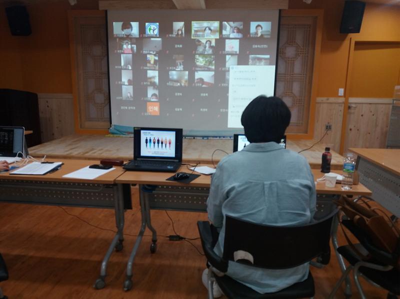 6서구_자원봉사센터,_동_상담가_대상_역량강화_교육__(1).jpg 이미지