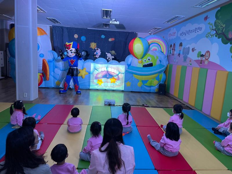 9서구검단어린이급식관리지원센터,_손_인형극_개최__(2).jpg 이미지