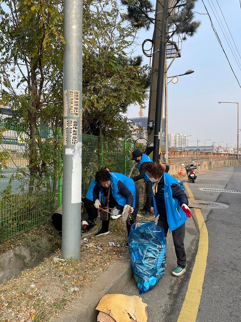 10가좌3동_통장자율회,_겨울맞이_클린업데이_실시__(2).jpg 이미지