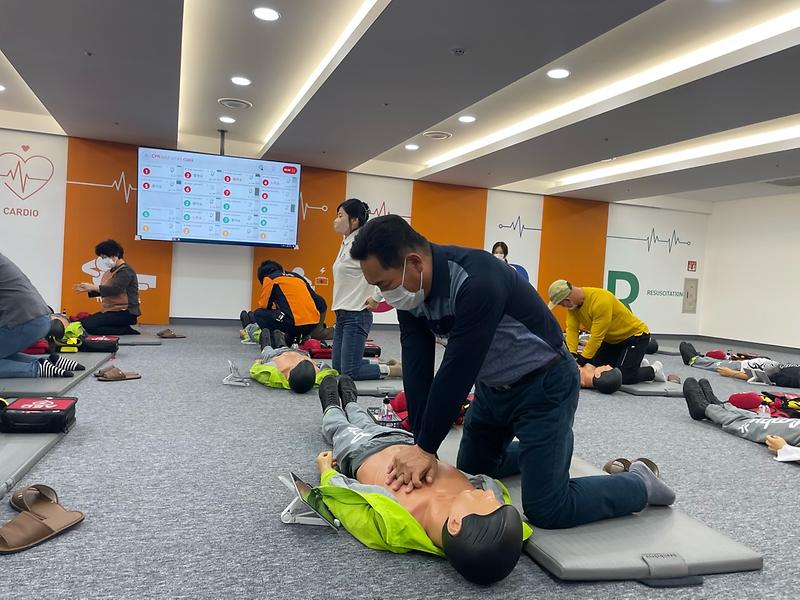 12청라1동_통장자율회,_인천국민안전체험관에서_‘응급처치’_교육_수료__(1).jpg 이미지