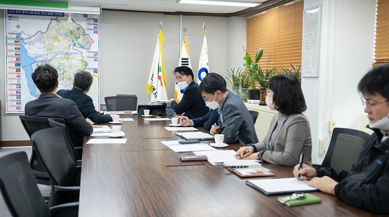 1강범석_서구청장,_국토부_광역교통정책국장_만나_강한_유감_표명_1.jpg 이미지
