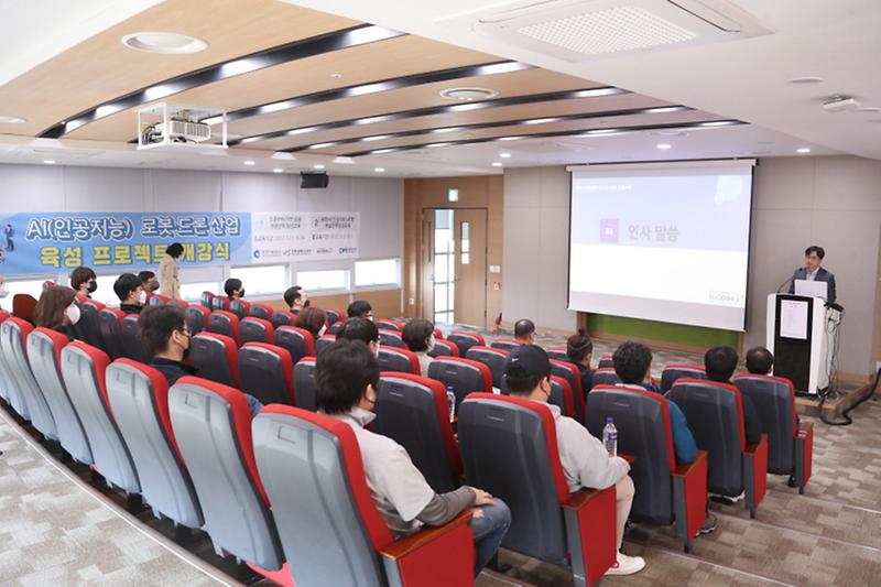 1뿌리산업에서_4차산업까지…맞춤형_일자리는_서구가_으뜸!_.jpg 이미지