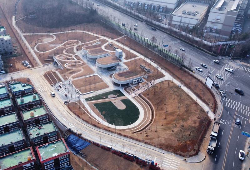 1서구,_‘석남이음숲’_조성_마무리...인천_최대_완충녹지_탄생__(2).jpg 이미지