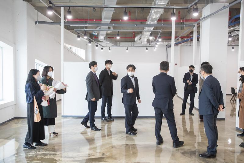1서구,_정서진_아라뱃길_청년_창업·예술공간_개소__(3).jpg 이미지