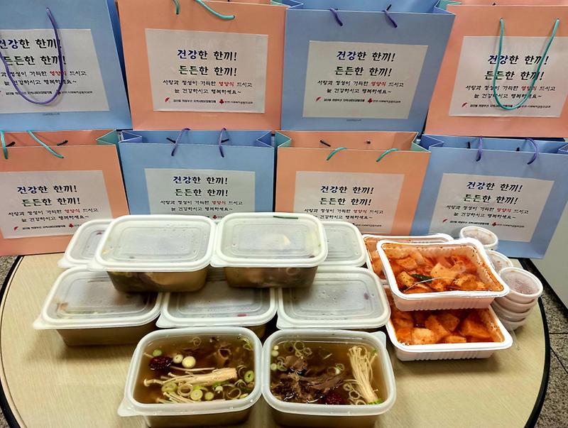 2검단동_협의체,_‘든든한_한끼’_취약계층에_영양식_지원__(1).jpg 이미지