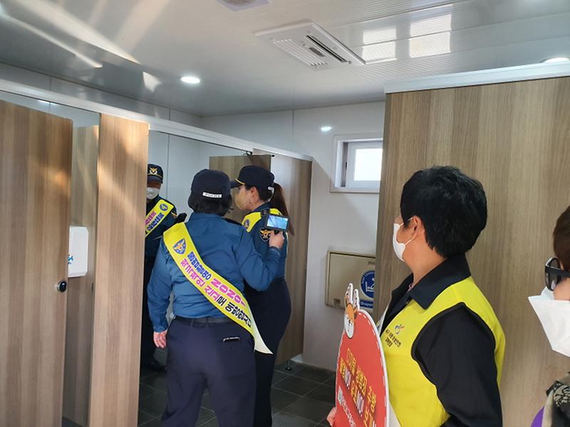 3서구,_‘불법촬영_멈춰!’···안전한_서구_만들기_캠페인__(2).jpg 이미지