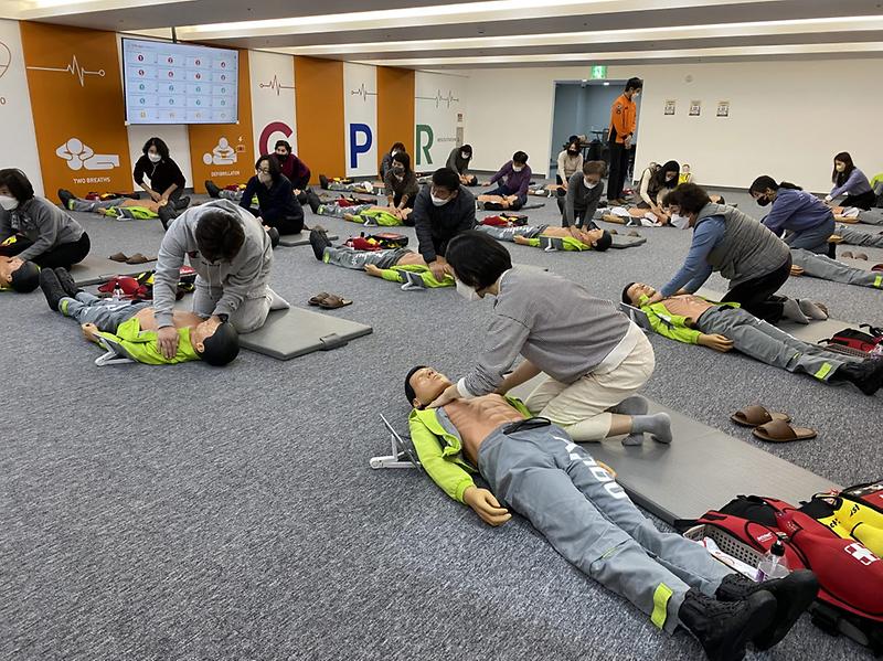 6청라3동_통장자율회,_국민안전체험관서_응급처치_교육_수료_.jpg 이미지